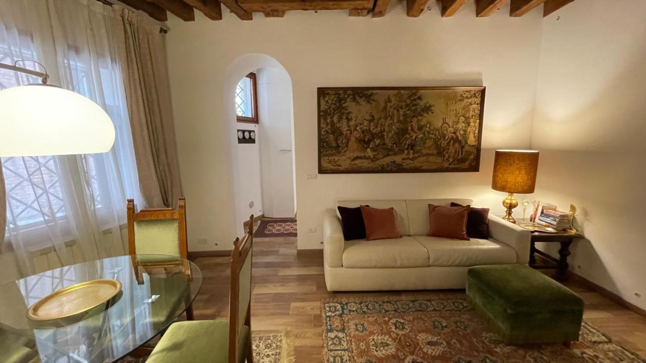 Apartment Leone Marciano Independent And Private Entrance