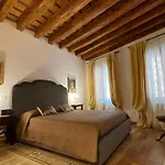 Leone Marciano Venice Apartment Independent&private entrance